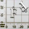 Aleación de Zinc 26 Letras Mayúsculas del Alfabeto Inglés A-Z Colgante Pequeño Pulsera DIY Collar Llavero Accesorios de Joyería Colgante