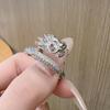 Anillo de grifo de circonita de diamante completo de animal de lujo ligero diseño de nicho femenino personalidad temperamento versátil moda Anillo abierto