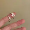 Anillo Exquisito de Flor Brillante Starlight con Circonita para Mujer, Anillo de Dedo Índice Abierto Ajustable Estilo de Nicho de Alta Gama, Anillo Apilable de Lujo Ligero