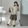 Conjunto de Chaleco, Camisa, Falda y Pantalones para Niñas 2026 Nuevo Estilo Coreano Conjunto de Tres Piezas en Capas para Niñas Mayores Ropa de Primavera y Otoño