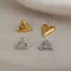 Brincos Yiyi Moda Transfronteiriça Simples Mini Coração de Aço Inoxidável Banho a Vácuo Ouro 18K Brincos Versáteis de Alta Qualidade
