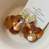 Aretes de Flor de Acrílico Aguja Plateada, Elegantes, de Gama Alta, Aretes Exagerados de Nicho, Modernos, Simples y Versátiles, Venta al por Mayor