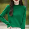 Suéter feminino de outono e inverno com gola alta discreta, mangas compridas, caimento solto, modelador, pulôver versátil, camisa base de fleece, top de tricô