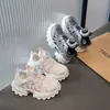 Nuevas zapatillas deportivas para niños 2026, transpirables y ligeras para niños y niñas, zapatillas de correr de malla con hebilla giratoria, zapatillas tipo papá