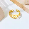 Anel de aço titânio para dama com design de nicho, personalidade da moda coreana transfronteiriça, anel de aço inoxidável não desbota, luxo leve para Instagram