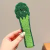 Lindas pegatinas de flequillo de dibujos animados para otoño e invierno, diademas de punto florales versátiles de estilo coreano con cierres de velcro, que exudan un ambiente sofisticado y elegante