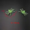 Accesorios de Halloween Arañas Pequeñas que Brillan en la Oscuridad Arañas de Plástico de Simulación Adornos Casa Embrujada Sala de Escape Broma Escenas de Terror