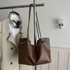 Bolso Tote de Encaje Retro Color Café Otoño/Invierno para Mujer 2026 Simple de Gran Capacidad para Viajes Diarios Bolso de Hombro Único Bolso de Mano de Moda