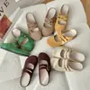 Zapatos Birkenstock de Cuero Genuino Punta Semiabierta Zapatos Individuales Suela Gruesa Aumentadores de Altura Zapatos Birkenstock Mujer Primavera Verano 2026 Feos Lindos Zuecos Semiabiertos de Punta Cerrada