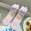 Calcetines de Media Pantorrilla Lindos de Dibujos Animados de Terciopelo Coral para Niñas con Cerditos Mocosos para Otoño e Invierno, Calcetines de Dormir para Niñas, Calcetines de Piso Que No Sueltan Pelusa