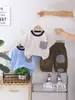 Conjunto de Verão Xadrez com Bolso para Meninos, Roupa Esportiva de Verão para Bebês e Crianças, Conjunto Elegante de Manga Curta para Bebês de 3-4 Anos