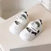 Nuevos Zapatos de Malla Transpirable para Niños Pequeños para Mujer de Primavera y Verano, Zapatos Funcionales Antideslizantes y Resistentes al Desgaste para Hombre, Zapatos de Malla Suave para Bebé, Zapatos de Una Sola Pieza