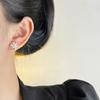 Pendientes de Flor de Margarita Estilo Francés para Mujer, Pendientes Versátiles de Lujo Ligero de Nicho Ins, Nuevos Accesorios para Orejas de Moda 2025