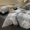 Conjunto de Roupa de Cama de Algodão Puro para Primavera e Verão, Conjunto de Quatro Peças, Capa de Edredom 100% Algodão, Conjunto de Três Peças com Listras Estilo Jie Liya para Quarto de Estudante