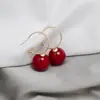 Pendientes coreanos nuevos de cuentas rojas, Pendientes versátiles en forma de C, Estilo simple y genial, Pendientes de alta gama de Instagram para mujer