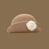 Nuevo Sombrero de Florales Estilo Hepburn Francés 2026 para Mujer, Sombrero de Pescador de Cubo Pequeño Adelgazante para Rostro, Alta Moda Primavera y Verano
