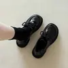 Sapatos Pequenos de Couro Pretos com Cadarço Estilo Britânico Feminino Novo Verão Estilo College com Saia Mocassins Sapatos Solos
