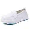 Novos Sapatos de Enfermeira em Estoque para Mulheres, Modelos Primavera e Verão, Sola Macia, Respiráveis, Antiderrapantes, Sapatos Brancos de Trabalho Médico, Comércio Exterior Transfronteiriço
