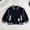 Valle del Viento 2026 Otoño Nueva Chaqueta de Béisbol Color Block Estilo Coreano Elegante Chaqueta Versátil para Niños Nuevo Producto