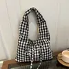 Bolso de Lona a Cuadros Rojos Color-Block Estilo Japonés para Mujer 2024 Nuevo Gran Capacidad Artístico Fresco Versátil para Viajar y el Día a Día Bolso de Hombro