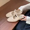 Medias Pantuflas Cerradas de Malla Hueca Estilo Francés para Mujer, Nuevos Sandalias Mula Simples Versión Coreana Primavera/Verano 2026