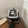 Mochila Fofa Retrô 2026 Nova Tendência Fashion Pequena Bolsa Escolar Casual Versátil para o Dia a Dia Mochila Feminina