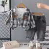 Conjunto de Ropa de Primavera para Niños 2026 Nuevo Estilo Bebé Niños Primavera y Otoño Cuadros Letra Manga Larga Conjunto de Dos Piezas Ropa Elegante para Bebé