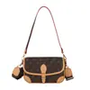 Bolsa de Ombro de Primavera, Bolsa Feminina Elegante e Simples, Grande Capacidade, Adequada para Uso Diário, Bolsa Feminina Retrô, Bolsa de Ombro Transversal