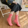 Calcetines de Terciopelo Coral con Oso Bordado que No Sueltan Pelusa, Calcetines para el Piso del Hogar, Calcetines Gruesos de Pelo para Mujer hasta Media Pantorrilla, Calcetines Cálidos al por Mayor