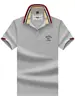 Camisas Polo de manga curta para homens jovens e de meia-idade, disponíveis em várias cores, com tecido piquet e logo bordado, adequadas para uso profissional e diário, simples e versáteis.