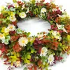 1 Pieza Corona de Flores Artificiales de Mini Margarita de Granja Rural y Hojas de Eucalipto de Colores con Flores de Floración Todo el Año en la Galería Frontal, Colgante de Pared Interior, Decoración del Hogar, Bodas Fiestas Primavera/Verano Otoño/Invierno Decoración Exterior