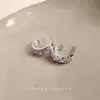 Novos brincos populares de moda 2024 com zircônia rosa de camada dupla, brincos de estilo doce e cool de alta qualidade, brincos doces versáteis
