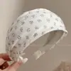 Diadema Exquisita Maillard de Ala Ancha y Corona Alta para Mujer, Nueva Diadema de Otoño 2026, Accesorio para el Cabello de Uso Diario de Alta Gama
