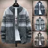 Cardigan de Tricô Jacquard Estilo Étnico Retrô Masculino Gola Alta Listras Coloridas Solto Casaco Suéter Roupa Masculina
