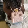 Mochila Estilo Doce e Fofa para Mulheres 2026 Nova Versátil Urso Poá Bolsa Escolar Leve para Passeio de Outono/Inverno Bolsa de Viagem