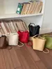 2026 Bolso Tejido Nuevo de Gama Alta, Hecho a Mano 100%, Bolso de Hombro Cruzado, Bolso de Mano Tipo Cubo, Bolso para Teléfono Móvil de Mujer para el Trabajo