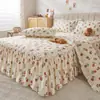 Lençol de Elástico Fresco Pastoral Saia de Cama Duas em Um Peça Única Acolchoada Universal Quatro Estações com Colcha Franzida Conjunto de Três Peças