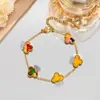 Pulsera de trébol de cuatro hojas luz de lujo alto nivel explosiones transfronterizas mujeres al por mayor accesorios de joyería joyería nicho joyería