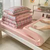 Juego de ropa de cama individual de tres piezas para dormitorio universitario de algodón, completo con edredón, relleno de edredón, funda de edredón de algodón puro y juego de sábanas de seis piezas