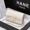 Bolsa Quadrada Pequena de Luxo Leve com Padrão de Losangos Europeu e Americano Feminina 2026 Nova Bolsa Pequena Estilo Chanel de Ombro Único Transversal Bolsa com Corrente Simples e Fashion