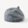 Boina de Tricô Outono e Inverno, Fashionável e Versátil, Chapéu de Artista de Pelúcia Cor Sólida, Circunferência da Cabeça Grande, Emagrecimento do Rosto, Chapéu para Proteger as Orelhas
