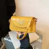 Bolsas de Designer de Nicho para Mulheres, Nova Bolsa Transversal de Verão 2025 Mais Vendida, Bolsa Quadrada Pequena Popular Estilo Coreano para Ombro/Axila