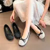 Zapatos de Verano 2026 Estilo Nuevo Suave Estilo de Noche Mocasines Versátiles sin Cordones con Lazo de Falda Lunares Planos para Mujer