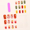 Unhas Postiças Quadradas Usáveis Estilo Maillard de Outono Cor Caramelo Design Estampado com Padrão de Folha de Bordo e Abóbora Removíveis
