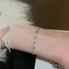 Pulsera de Flor Estrella de Zirconia Bañada en Oro Real, Pulsera de Lujo Ligero de Gama Alta, Joyería de Mano de Moda y Elegante con un Diseño Único