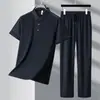 Trajes de Verão para Homens de Meia-Idade e Idosos 2026, Roupas Masculinas, Roupas de Pai, Conjunto de Duas Peças de Camisa Polo de Seda Gelada de Novo Estilo Casual Atacado