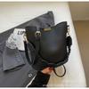 Bolso de Hombro tipo Cubo de Diseño de Nicho para Mujer 2026 Nuevo de Moda Popular para Viajar y Uso Diario