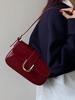 Bolso de hombro de alta gama para mujer, estilo coreano 2024, retro, color vino tinto, con hebilla de herradura, portátil, bandolera de hombro para mujer