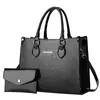 Bolso de Hombro de Cuero Brillante de Gran Capacidad, Bolso de Mujer 2025 Nueva Moda Patrón de Cocodrilo Bolso para Suegra, Billetera de Moda