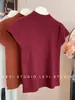 Design Elegante e Puro de Caimento Justo com Mangas Curtas Volantes e Gola Meia-Alta em Tricô, Novo para a Primavera, Estiloso e Emagrecedor, Top Casual Simples